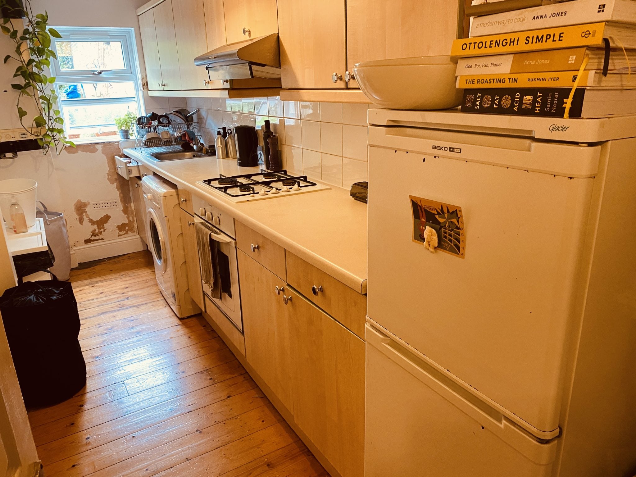 Flat Woodstock Road in Greater London