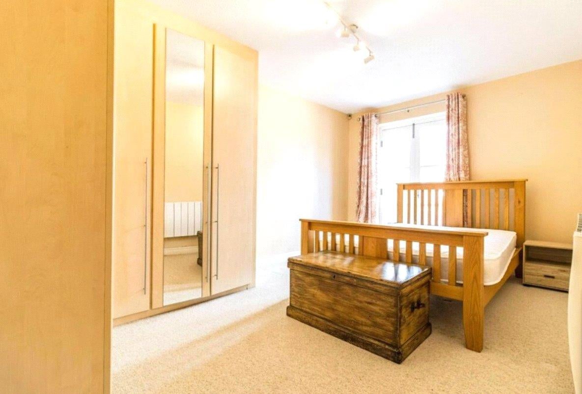 Flat Calthorpe Street in Greater London