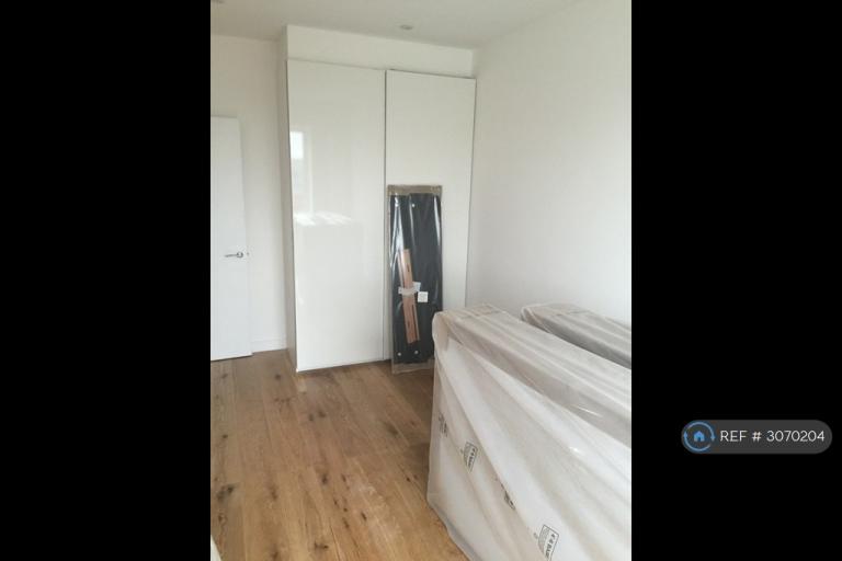 Flat Clayton Road in Greater London