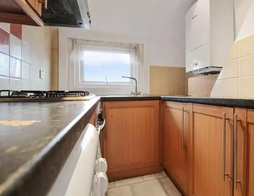 Room Wellington Street in Gravesham