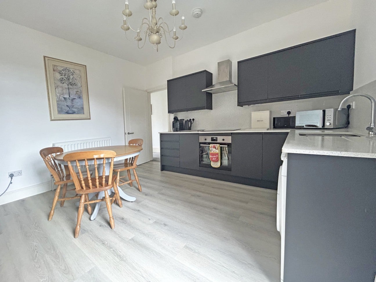 Flat Lime Grove Walk in Derbyshire Dales