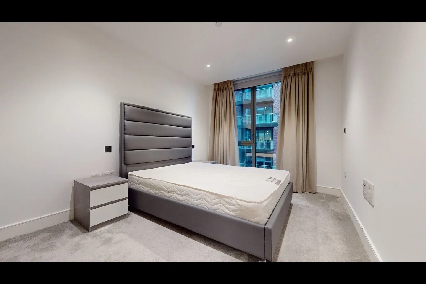Flat Palmer Road in Greater London