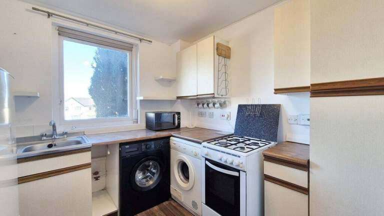 Flat Keats Place in Dundee