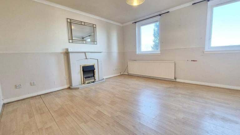 Flat Keats Place in Dundee