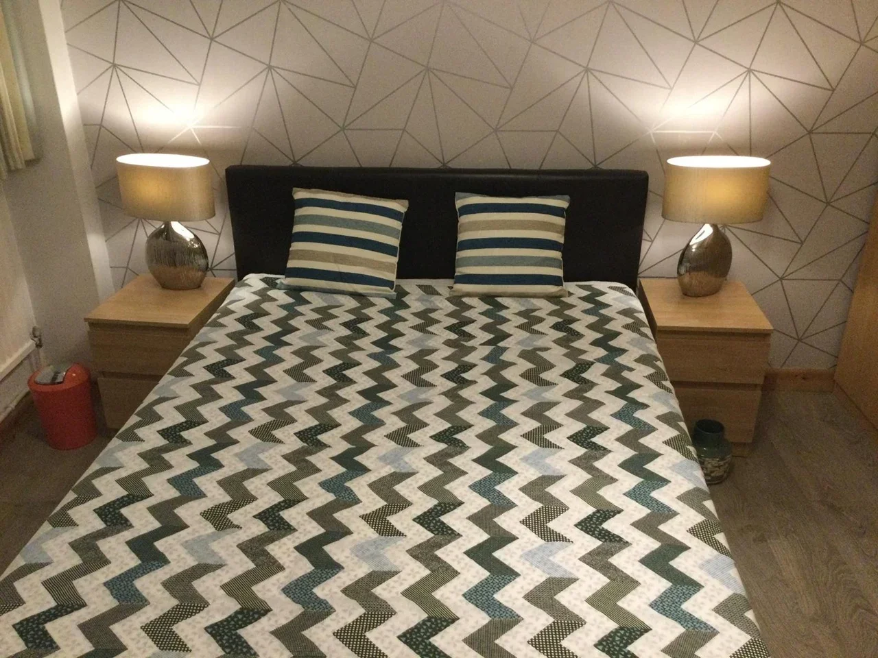 Room Rhodeswell Road in Greater London