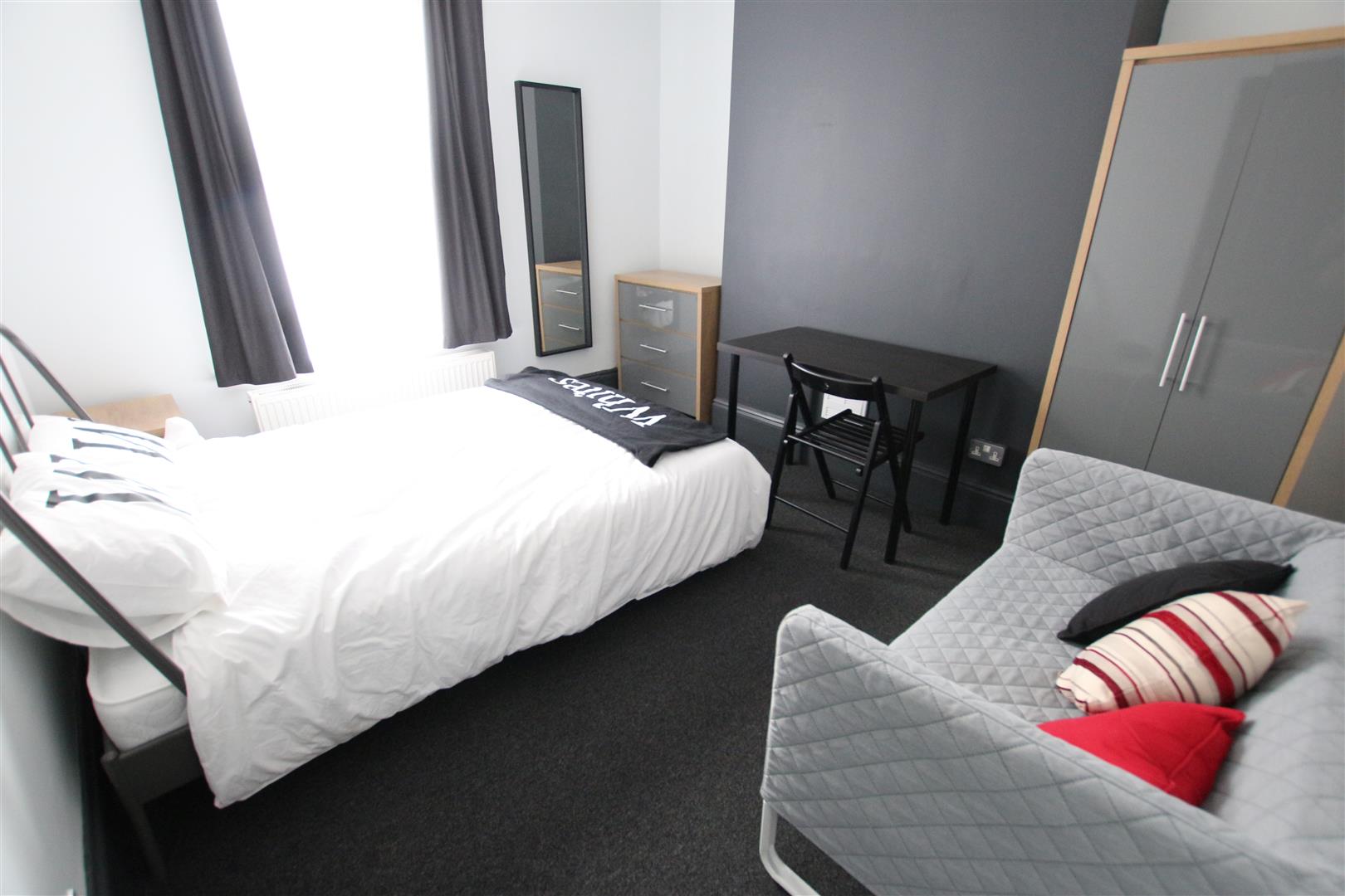 Room Castilian Terrace in Northampton