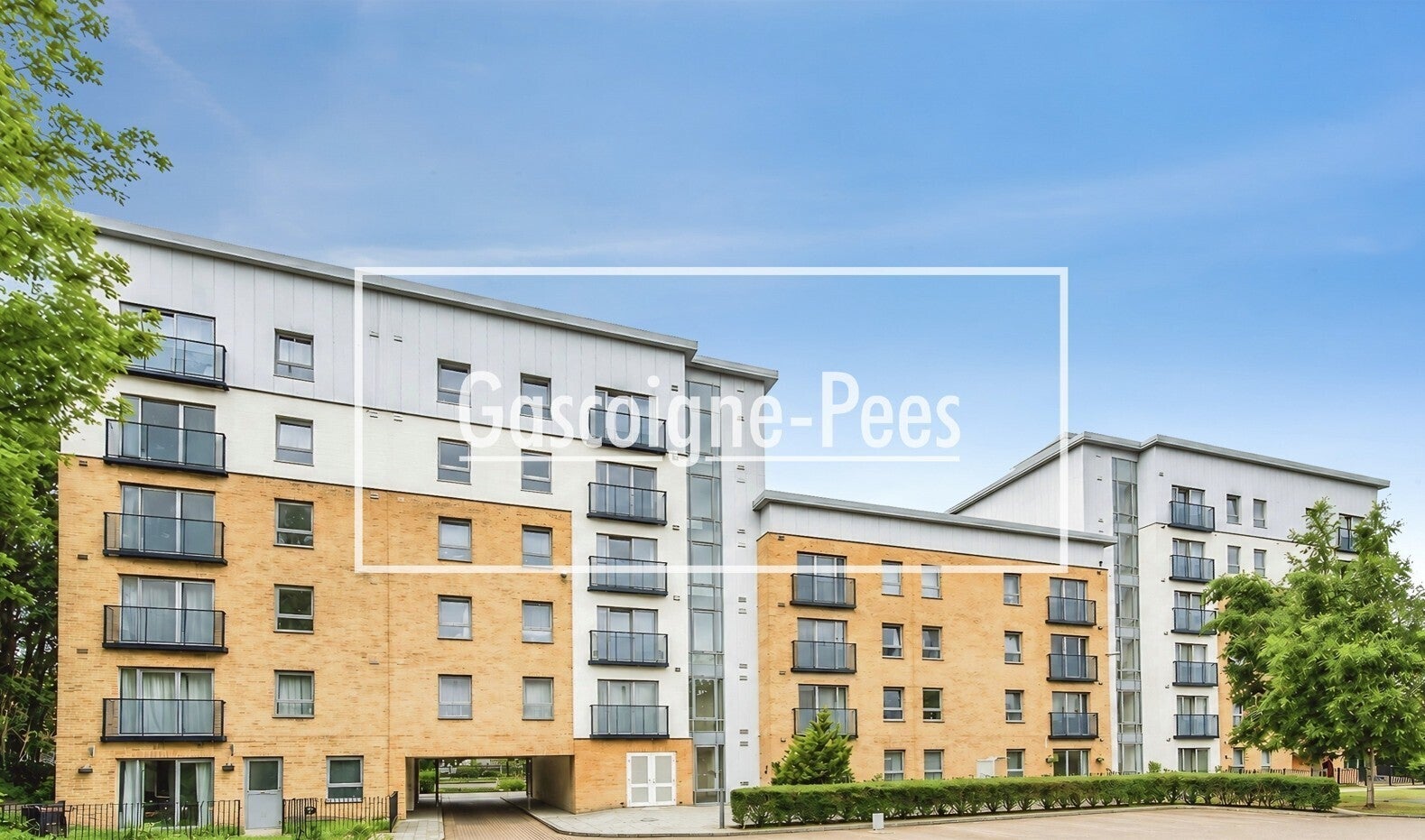 Flat Melrose Walk in Basingstoke and Deane