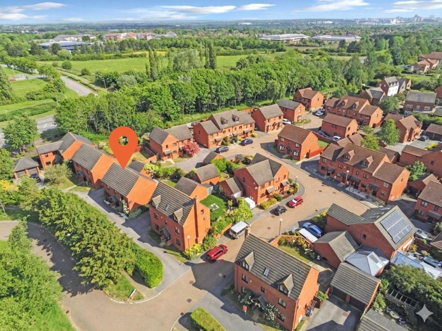 House Minorca Grove in Shenley Brook End