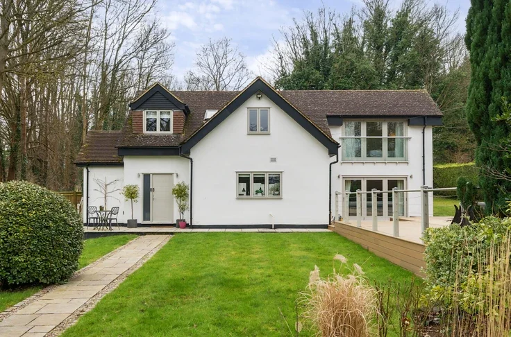 House Salmons Road in Guildford