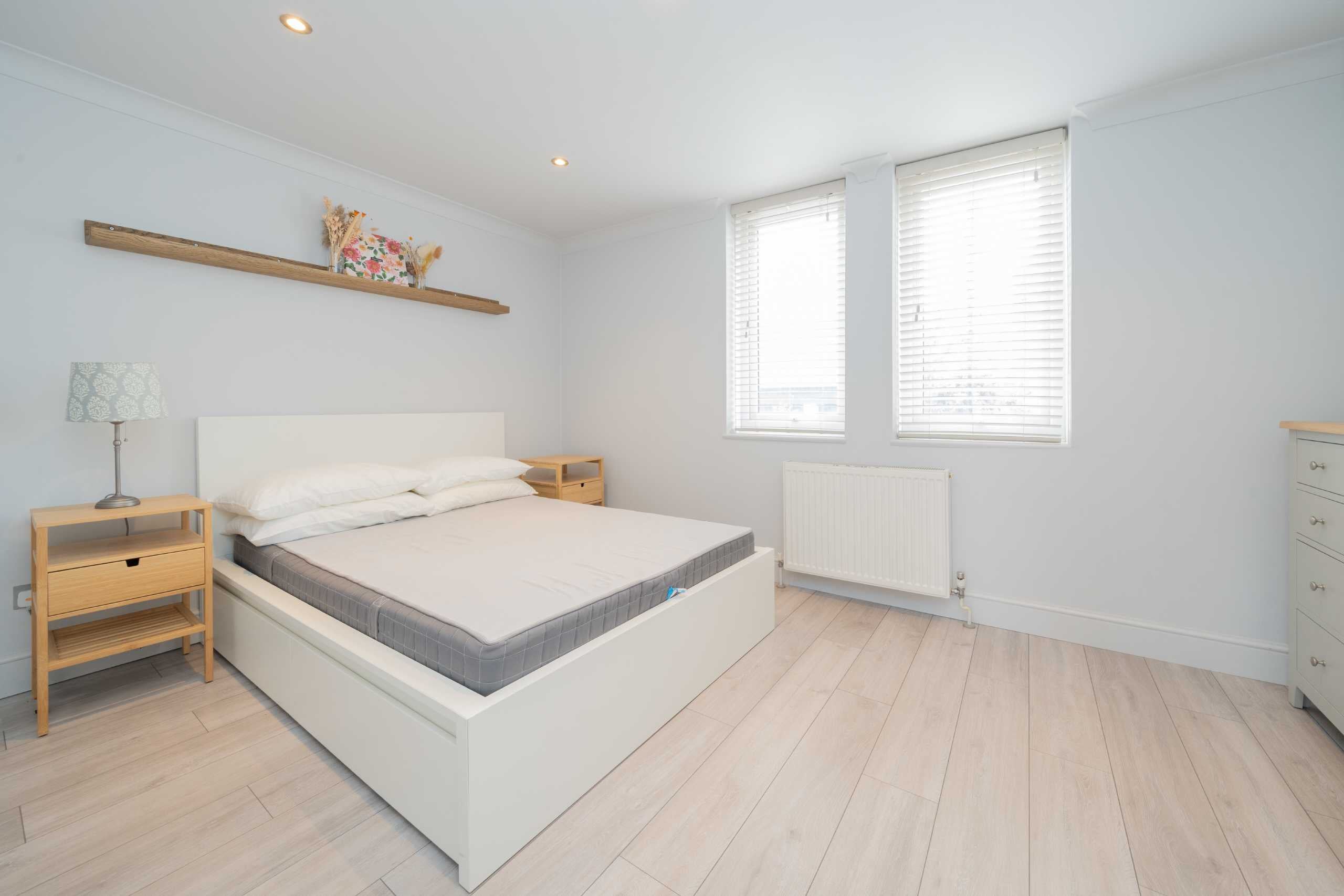 Flat Cheryls Close in Greater London