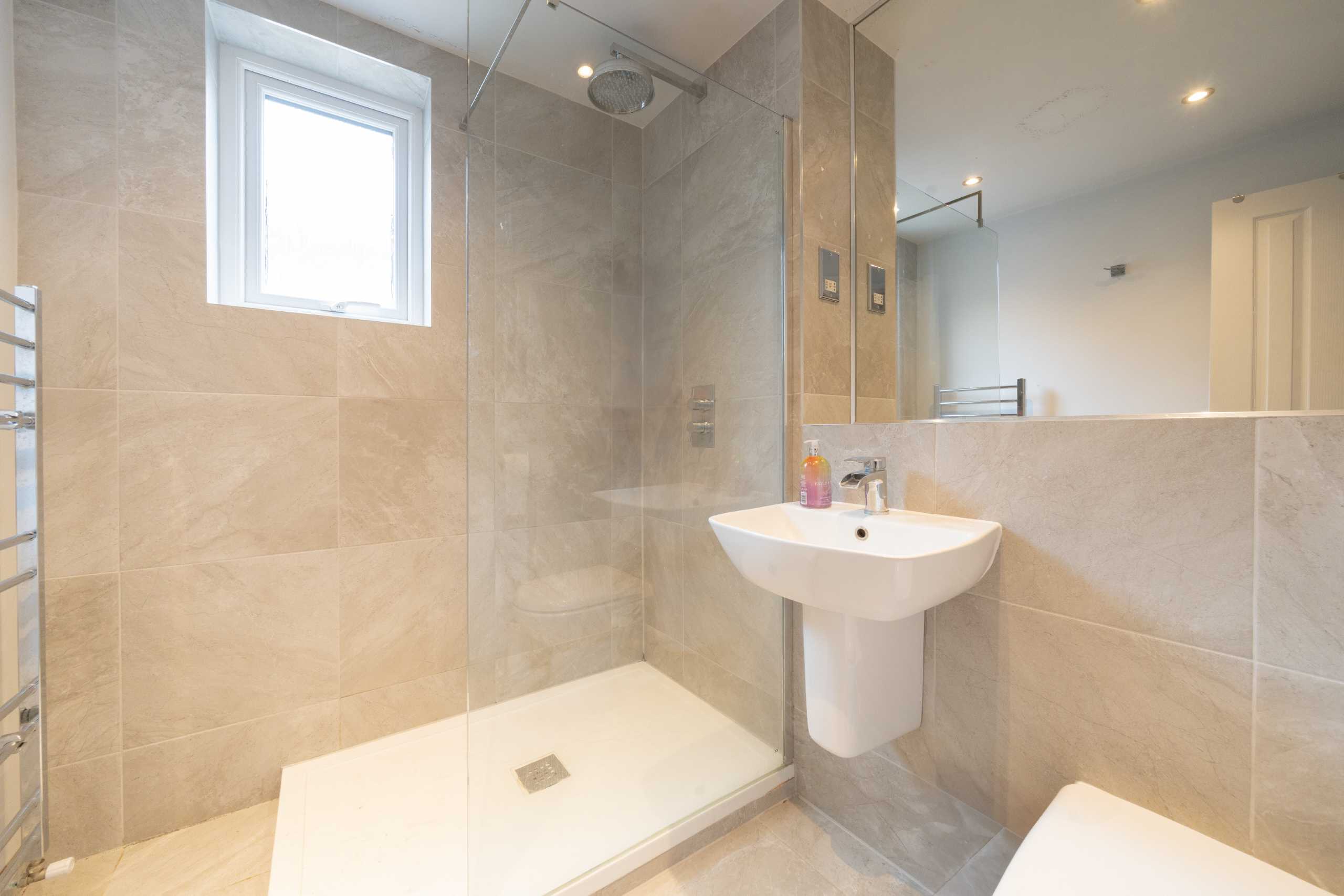Flat Cheryls Close in Greater London