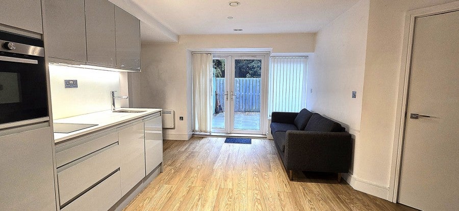Flat Home Park Mill Link Road in Three Rivers