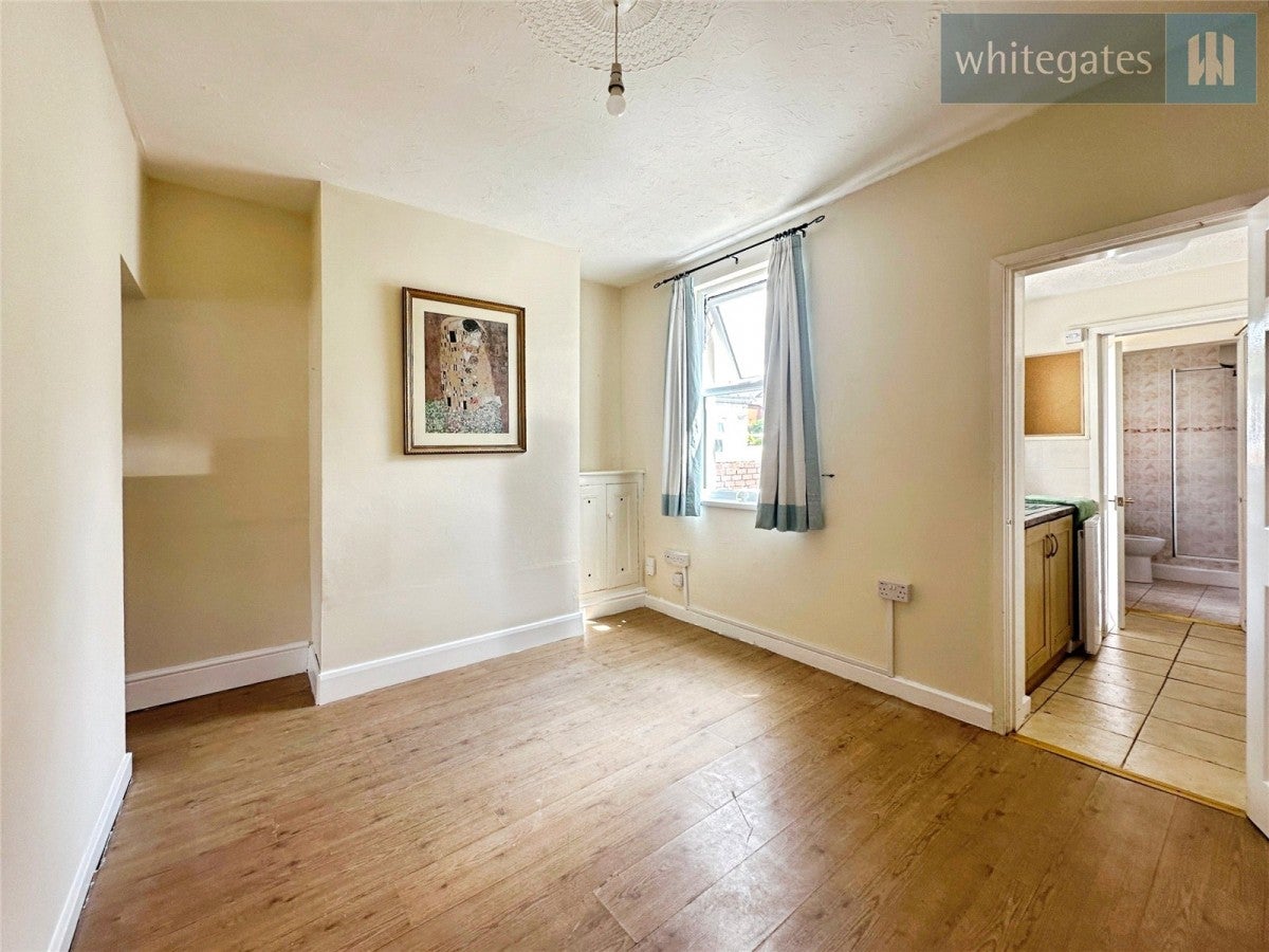Flat Vernon Street in Wrexham