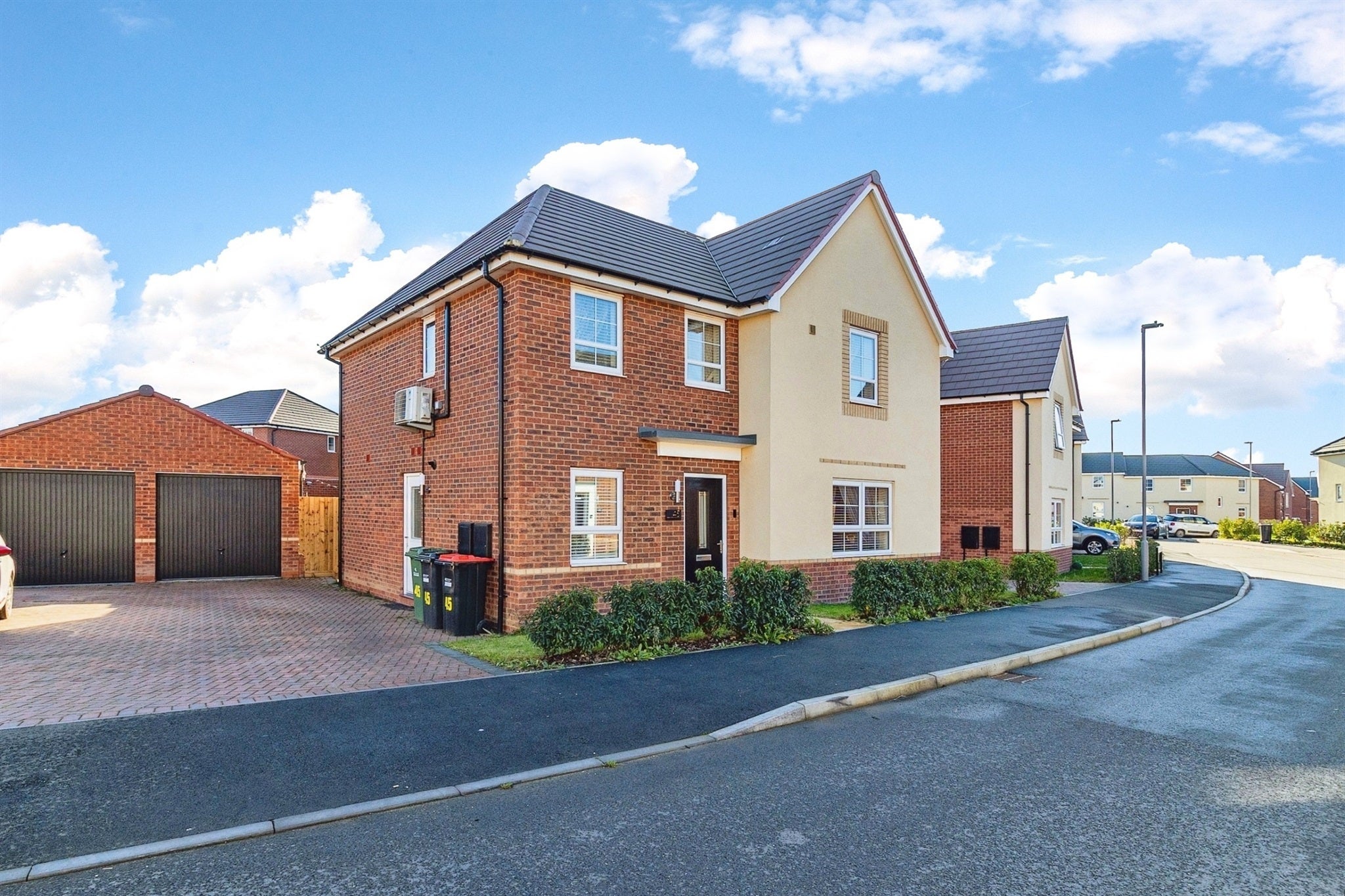 Flat Cranwell Crescent in Milton Keynes