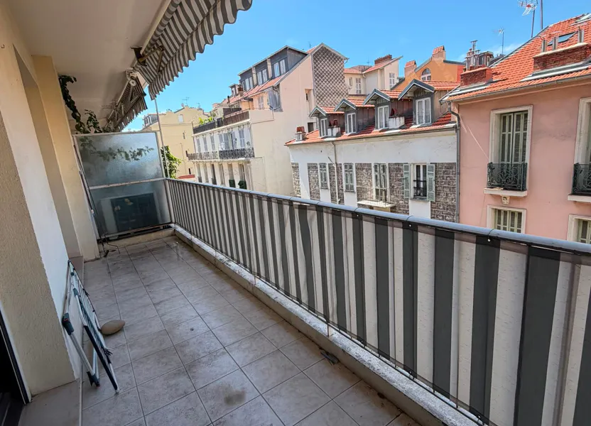 Flat Rue Gounod in Nice