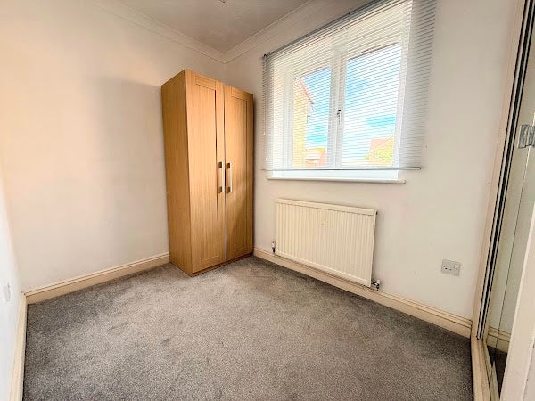 Flat Catalina Drive in Poole