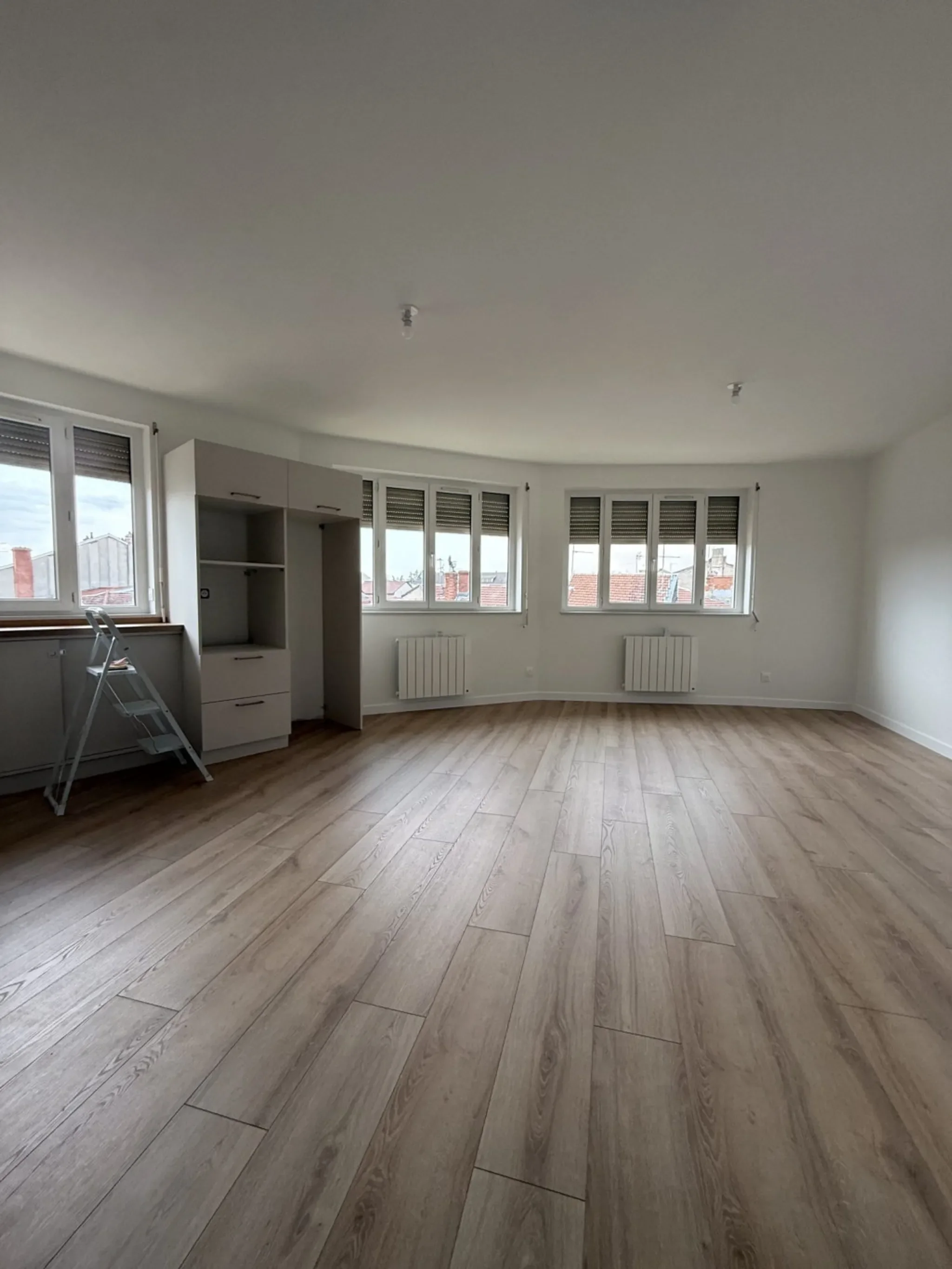 Appartement Rue du Rival à Montrond-les-Bains