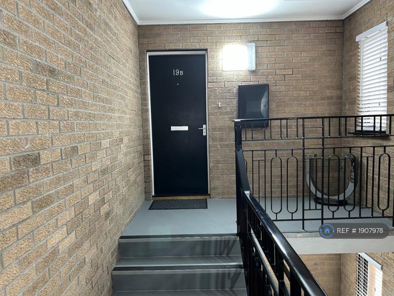 Flat Addison Crescent in Crieff