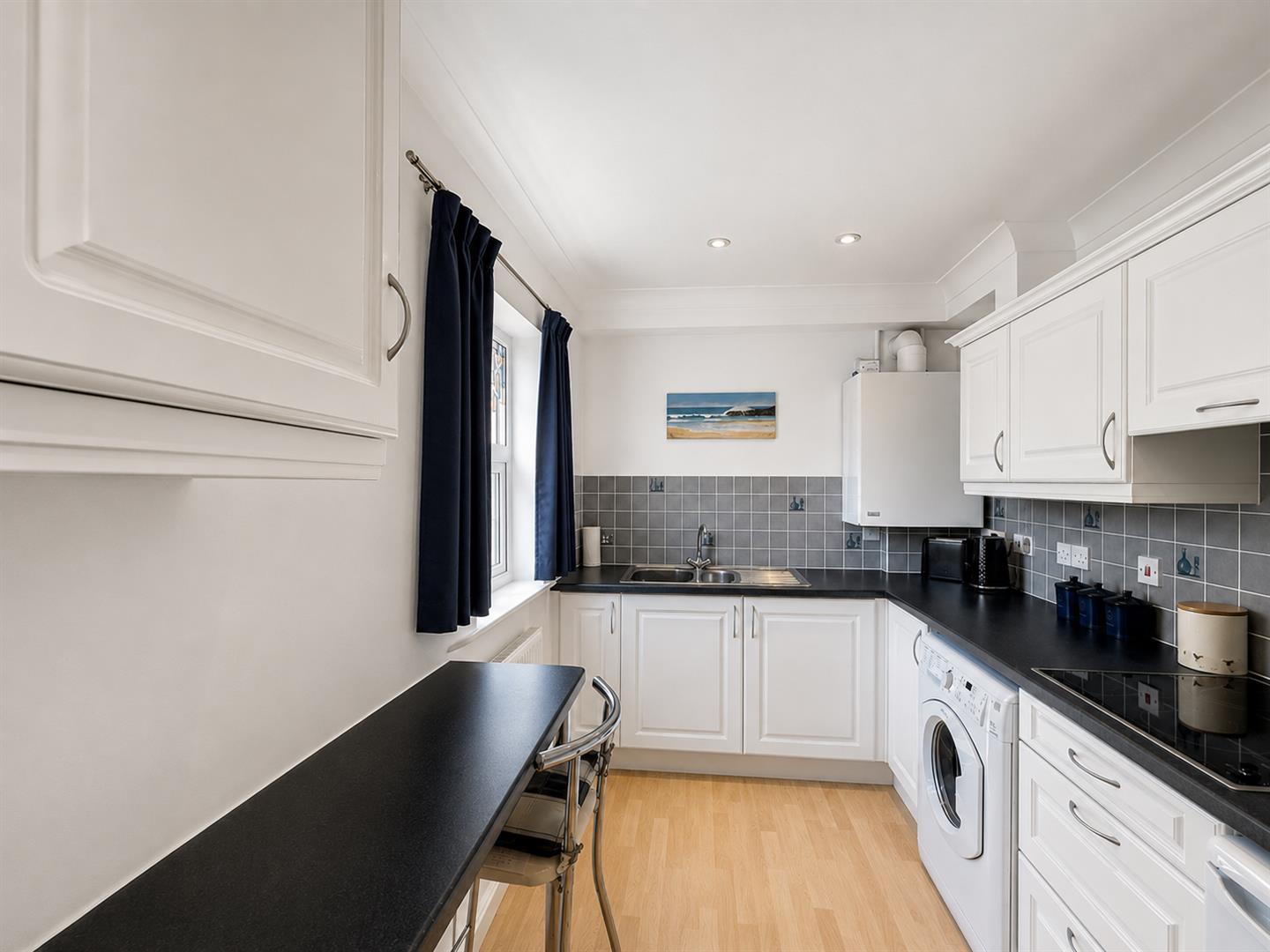 House Jubilee Close in Holywell