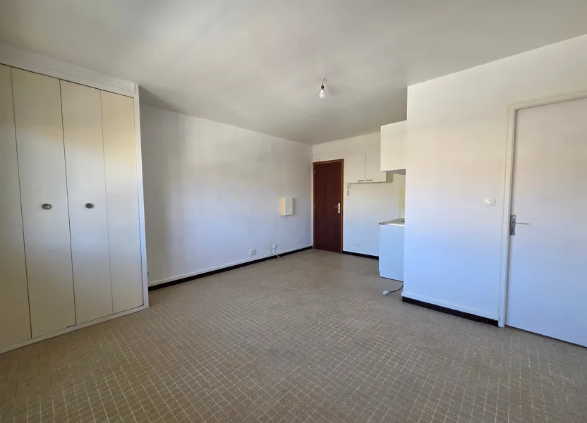 Appartement Ruelle des Néfliers à La Ville-du-Bois