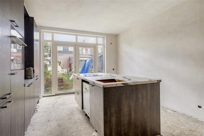 Tussenwoning te koop: Nijverstraat 146, Tilburg