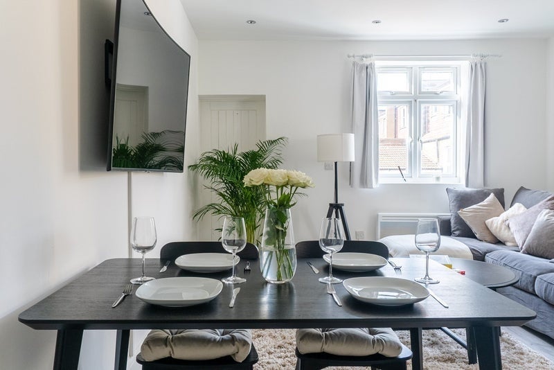 Room Nursery Road in Greater London