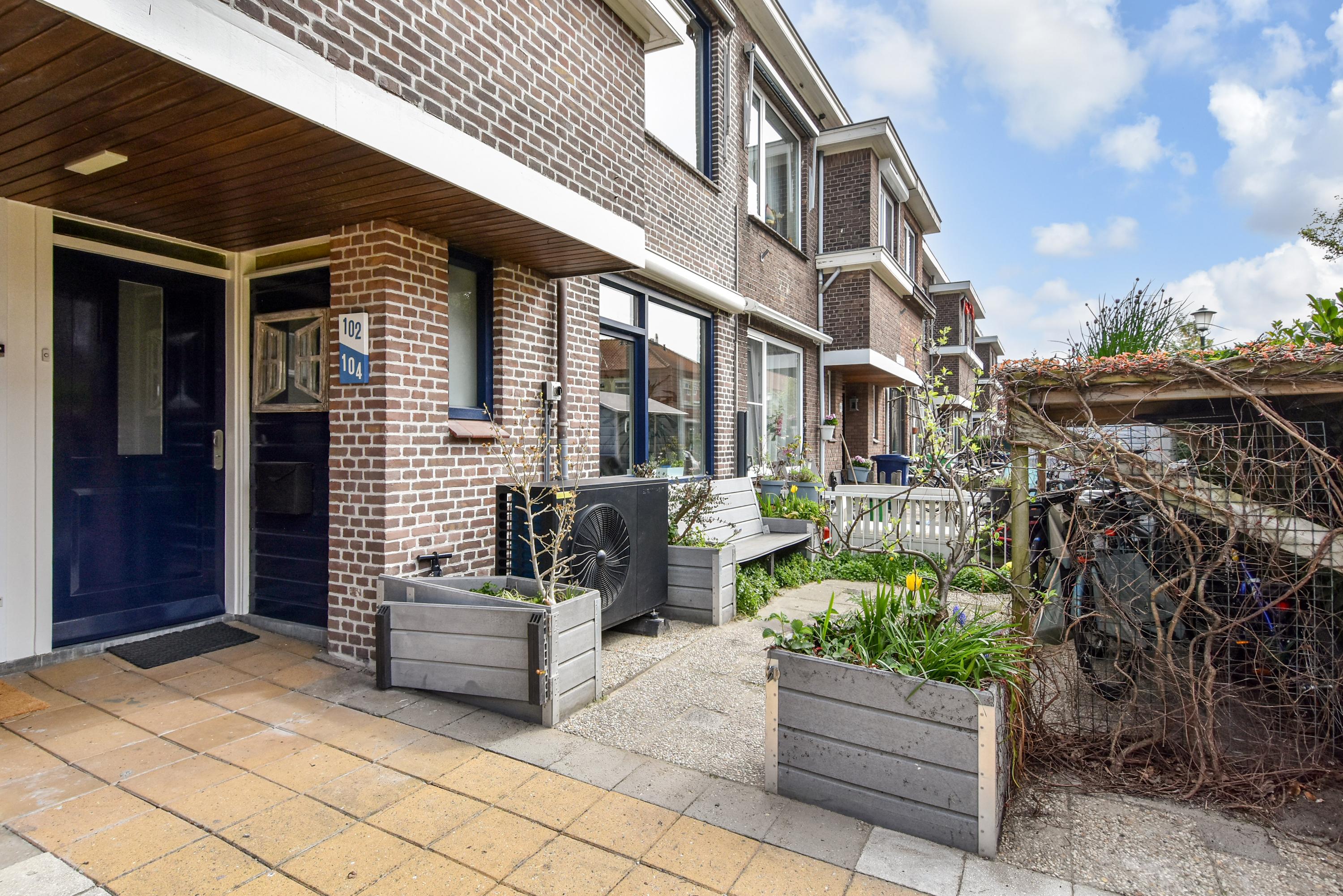 Appartement te koop: Ouverturestraat 102, 'S-Gravenhage