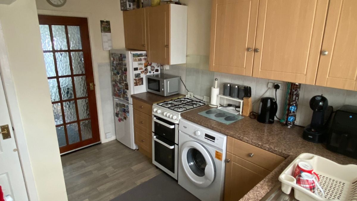 House Stanbury Avenue in Darlaston