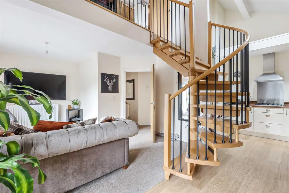Flat Powhay Mills in Exeter