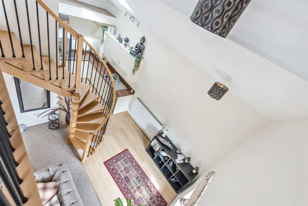 Flat Powhay Mills in Exeter