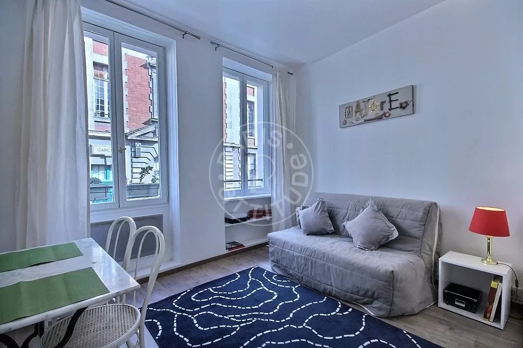 Appartement Rue de la Grange aux Belles à Paris