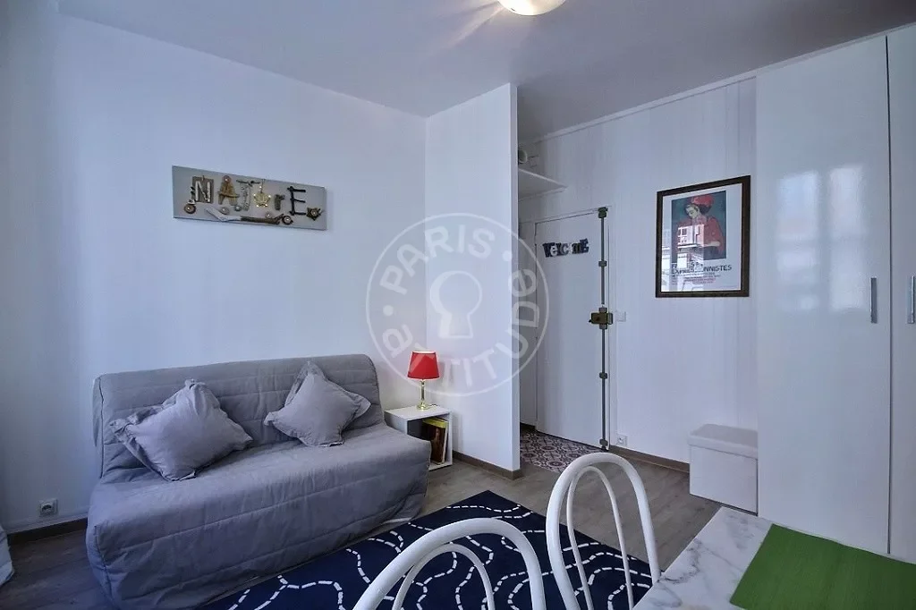 Appartement Rue de la Grange aux Belles à Paris