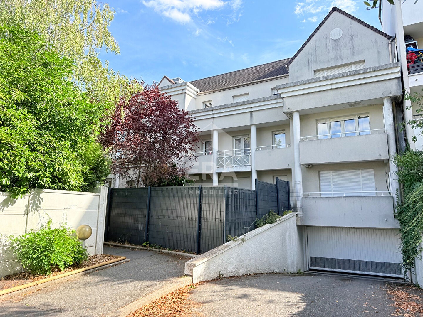 Flat Rue Charles de Gaulle in Bures-sur-Yvette