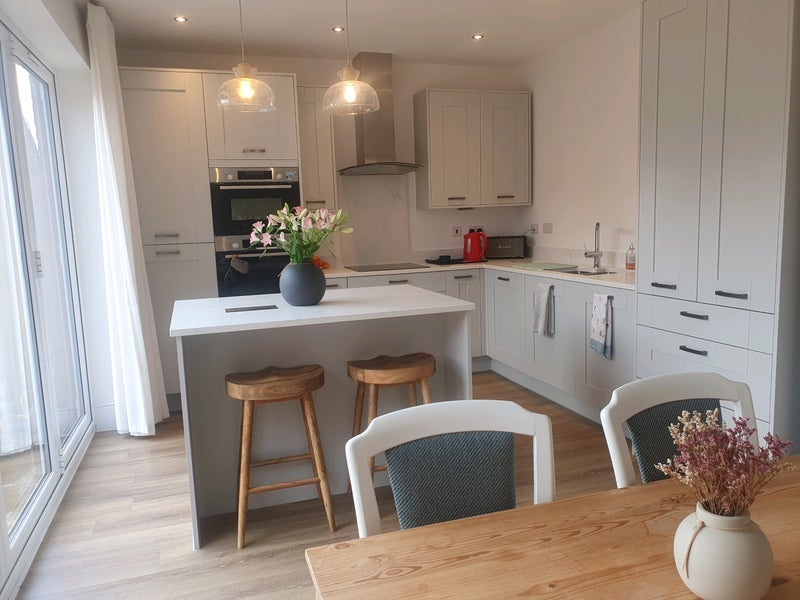 Room Alexander Road in Frenchay