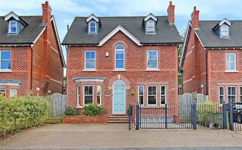 House Strawberry Lane in Wilmslow