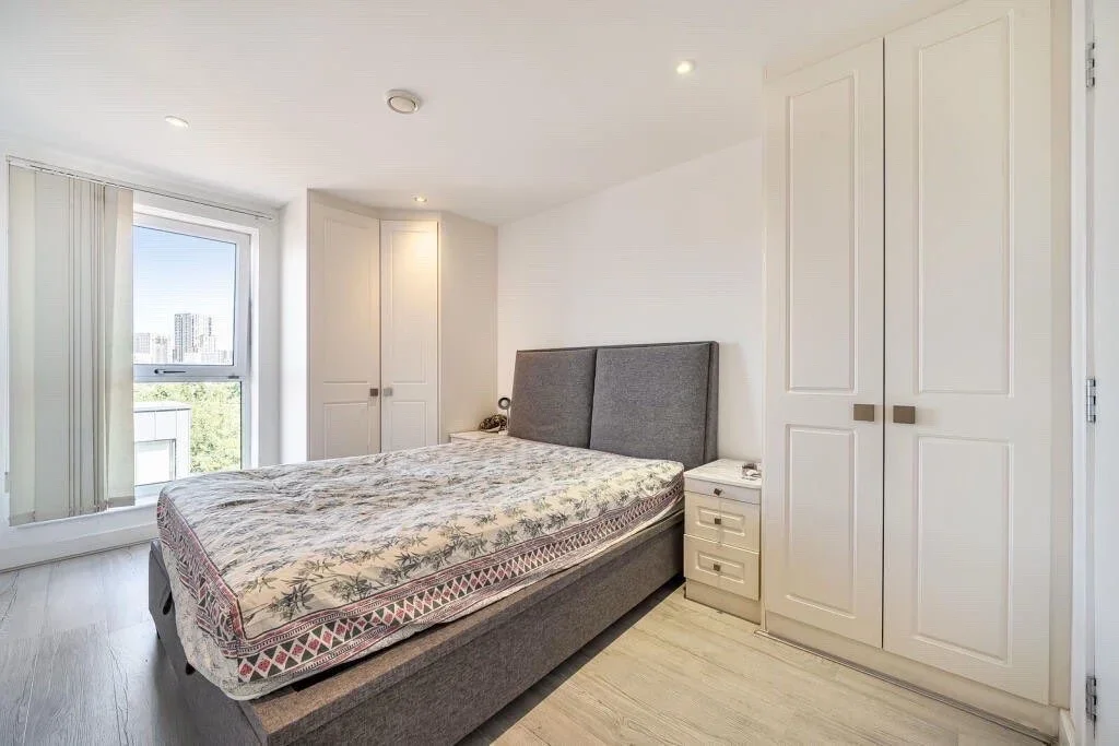 Flat The Cut in Greater London