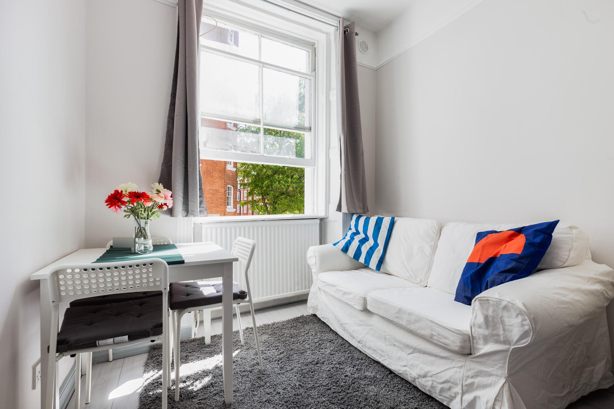 Flat Tavistock Place in Greater London