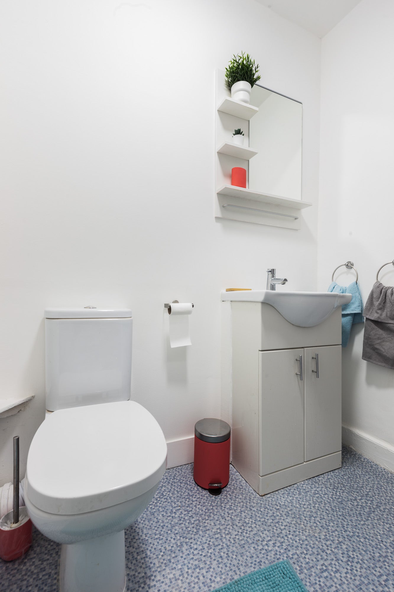 Flat Tavistock Place in Greater London