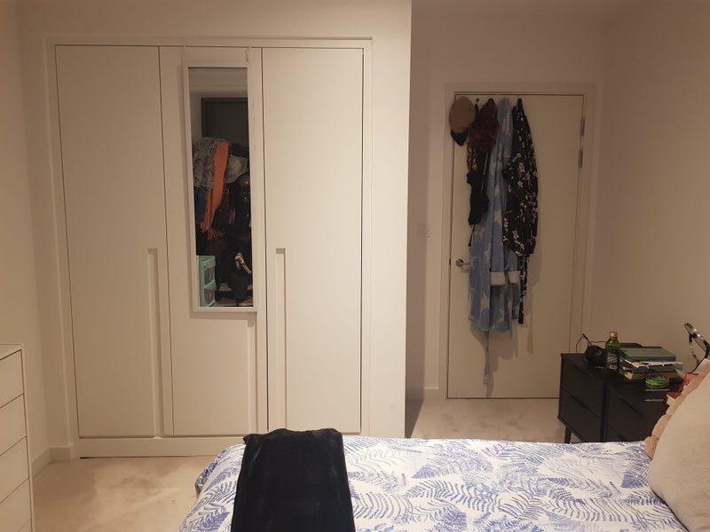 Room Clipper Street in Greater London