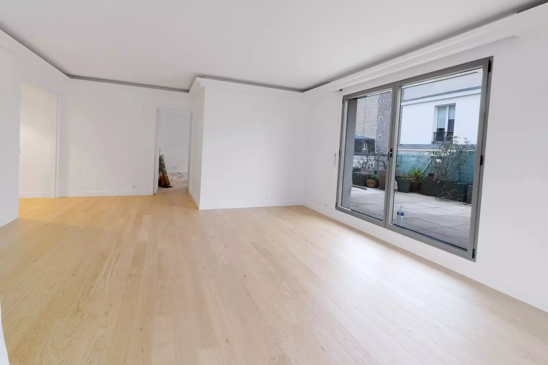 Flat Rue Lecourbe in Paris