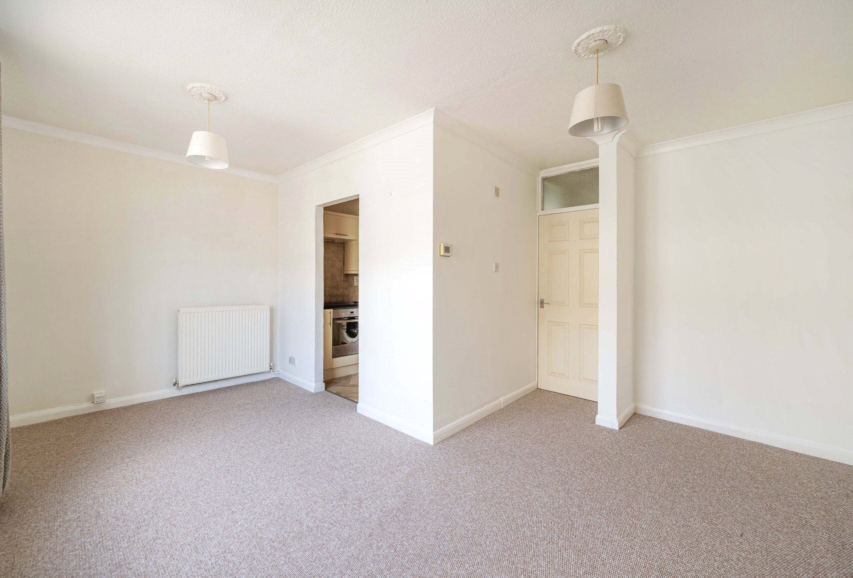 Flat Bath Road in Cheltenham