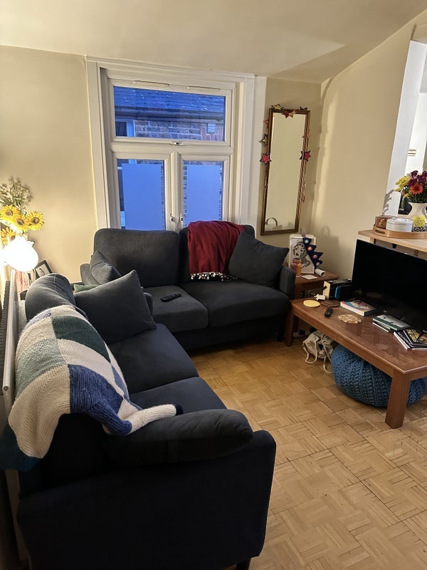 Room Glenfield Road in Greater London