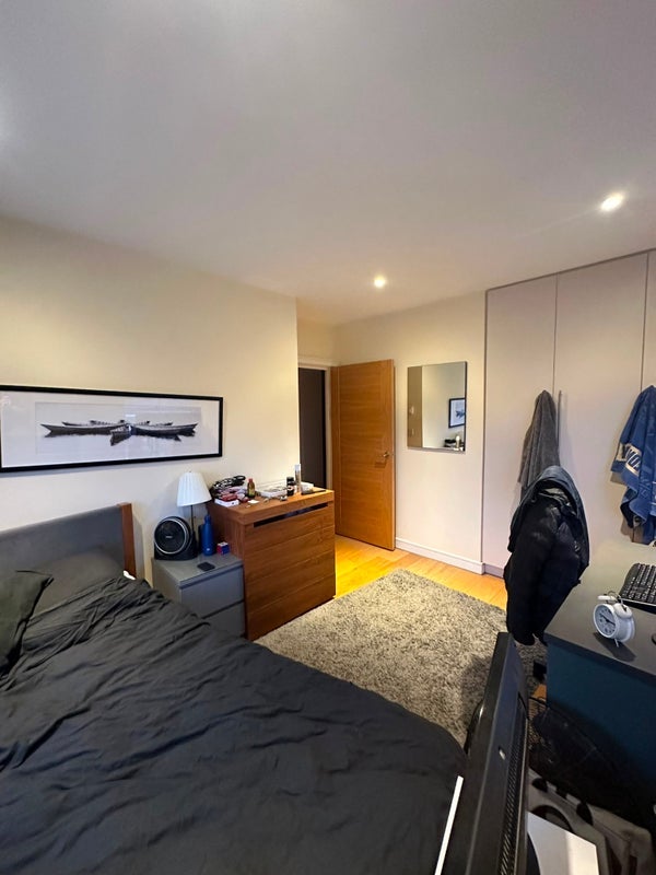 Room Lakenham Place in Greater London