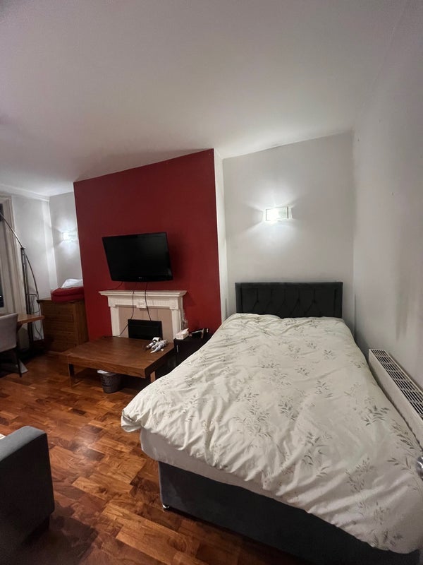 Flat Old Marylebone Road in City of Westminster