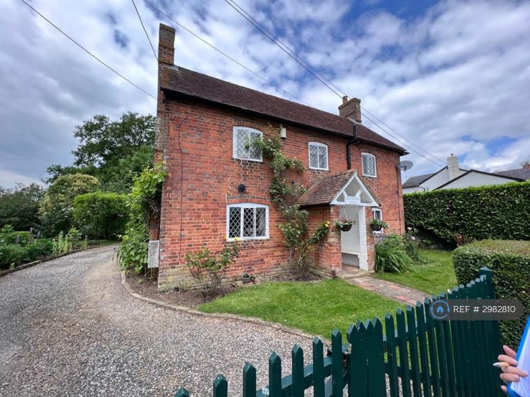 House Mortimer Lane in Basingstoke and Deane