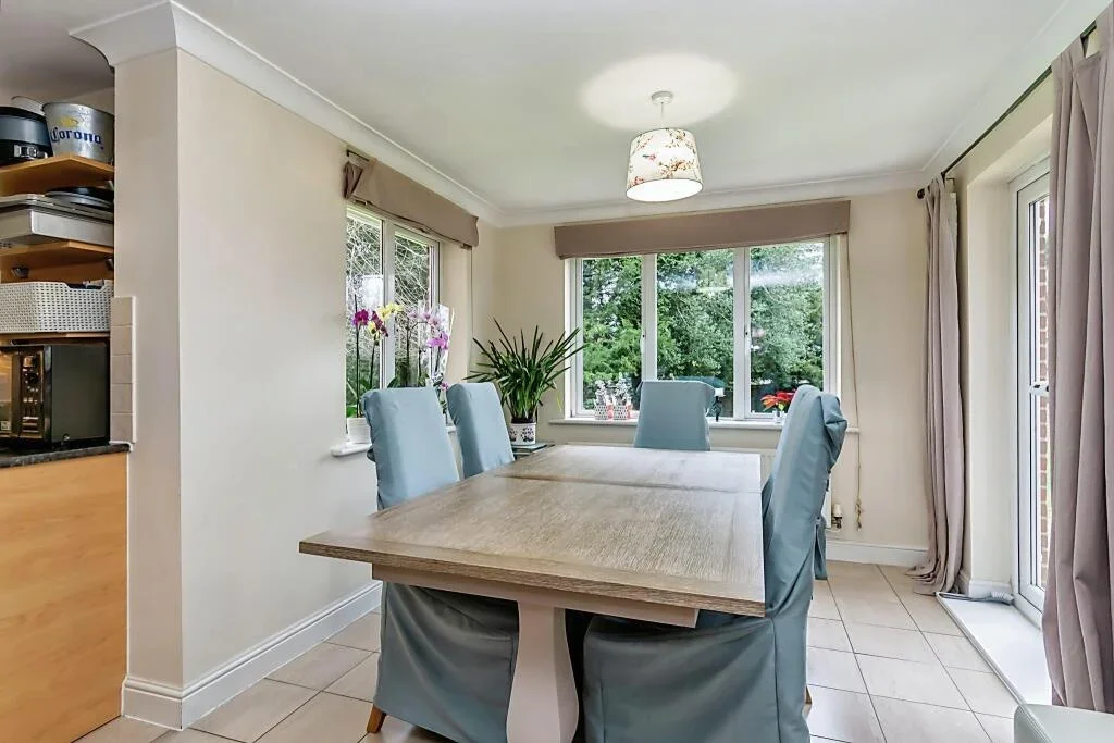 House Vicarage Close in Horsham