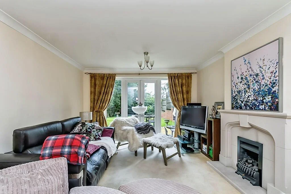 House Vicarage Close in Horsham