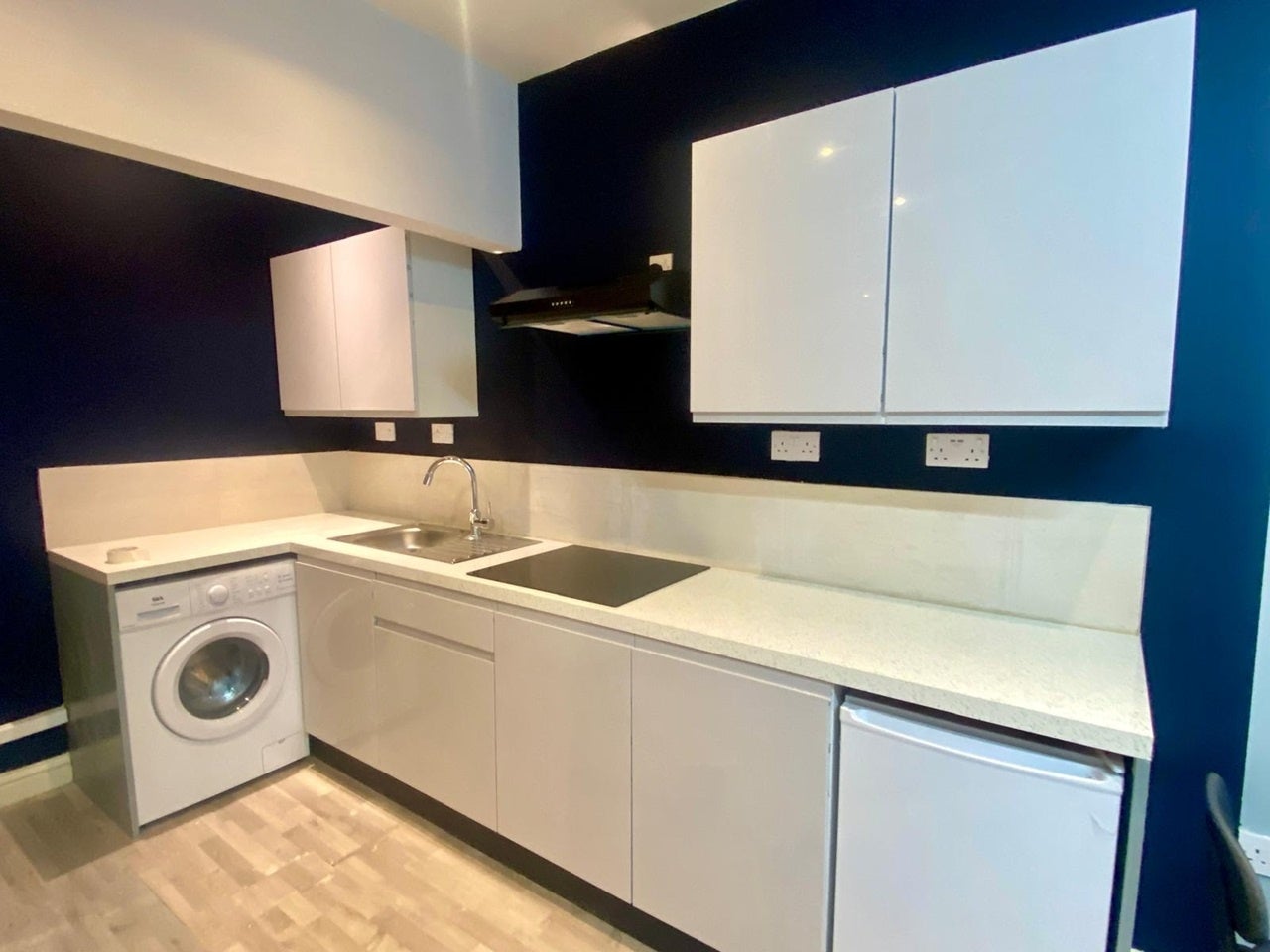 Room Northwood Road in Greater London