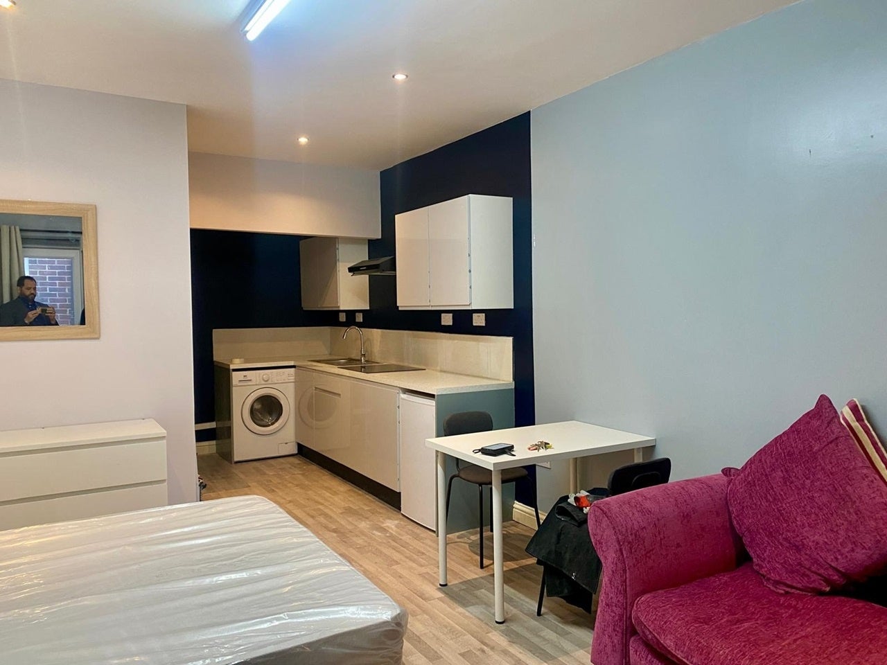 Room Northwood Road in Greater London