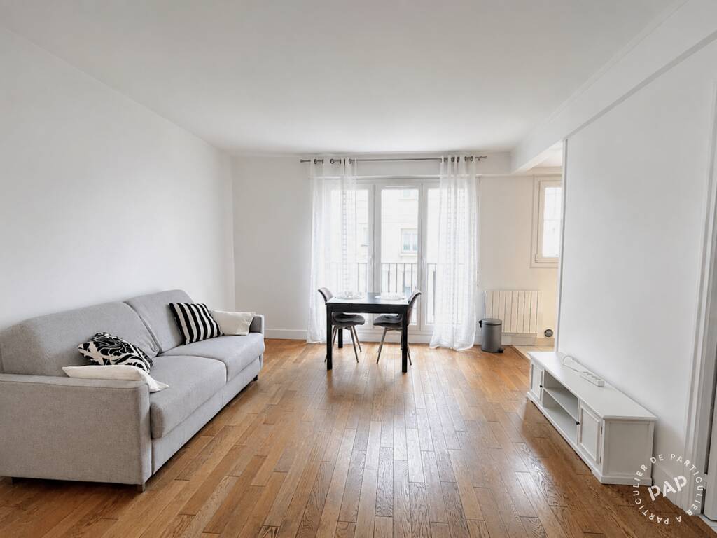 Flat Place des Ternes in Paris